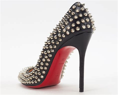 christian louboutin authentication.